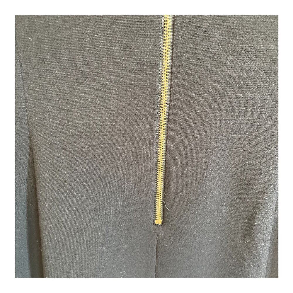 Michael Kors Black 3/4 Sleeve Structured Dress Gold Stud Sz 10 City Party Modern - Picture 10 of 10